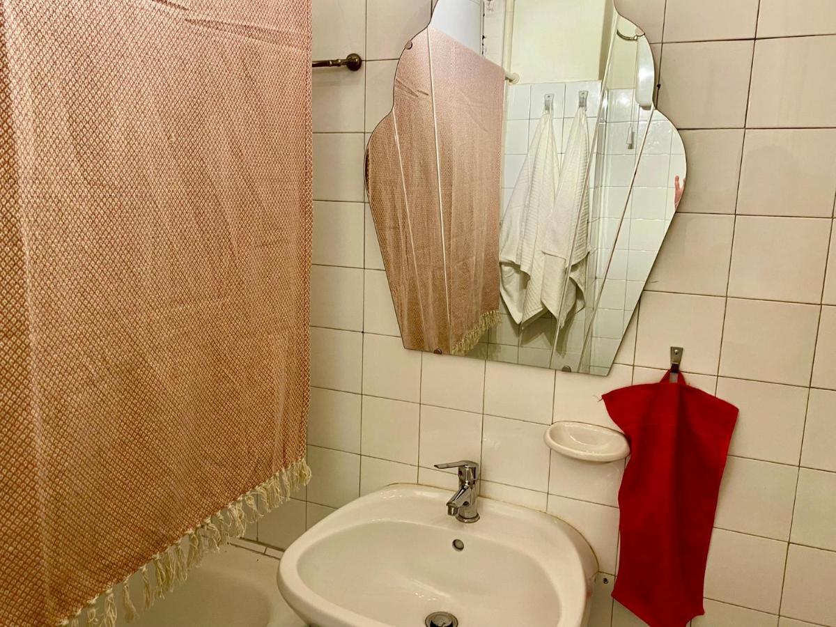 Lovely Cosy Art Flat Budapest Exteriör bild